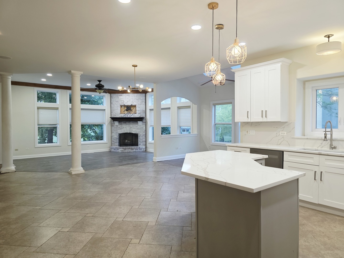 12670112 Property Photo 14