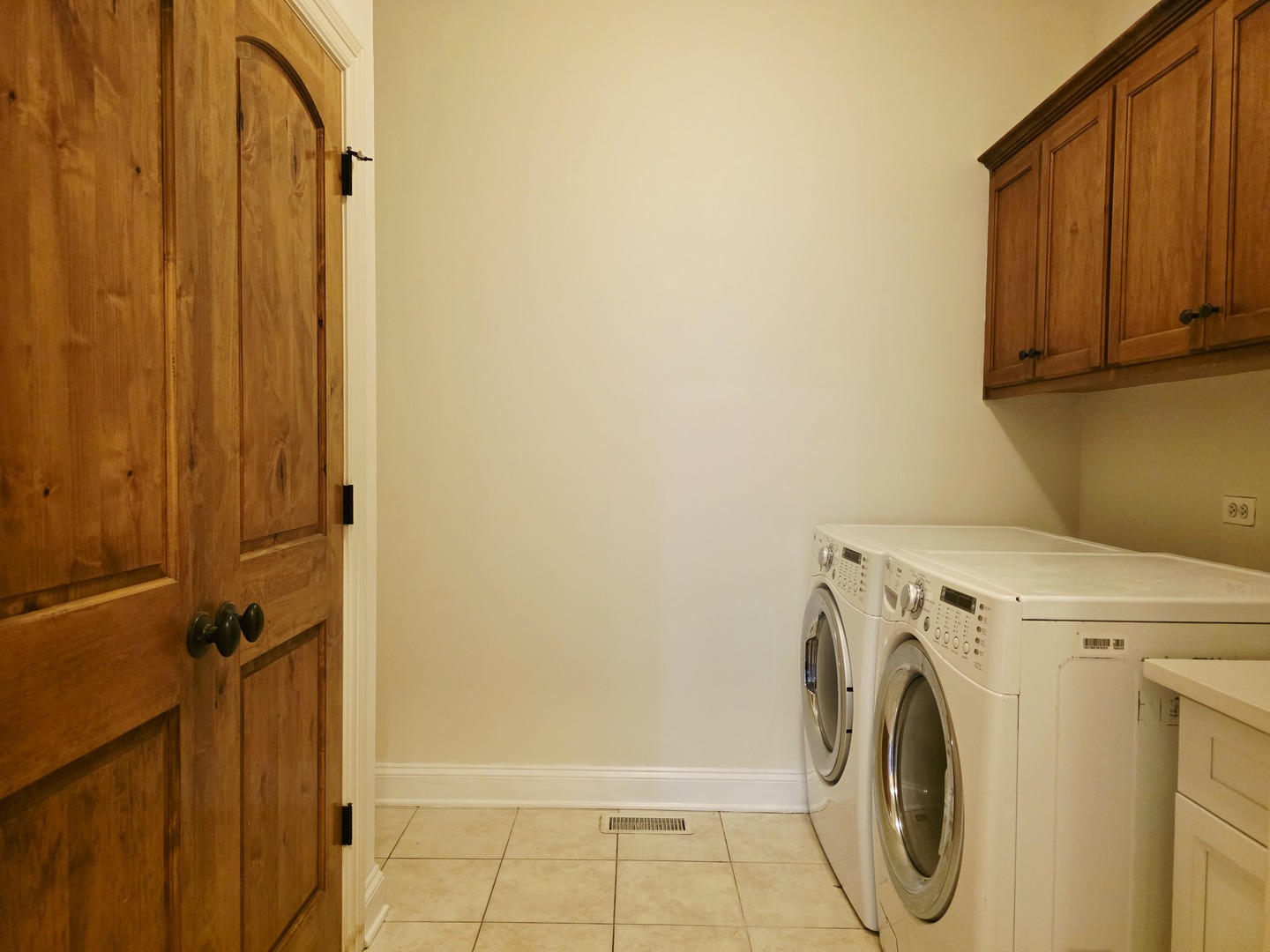 12670112 Property Photo 26