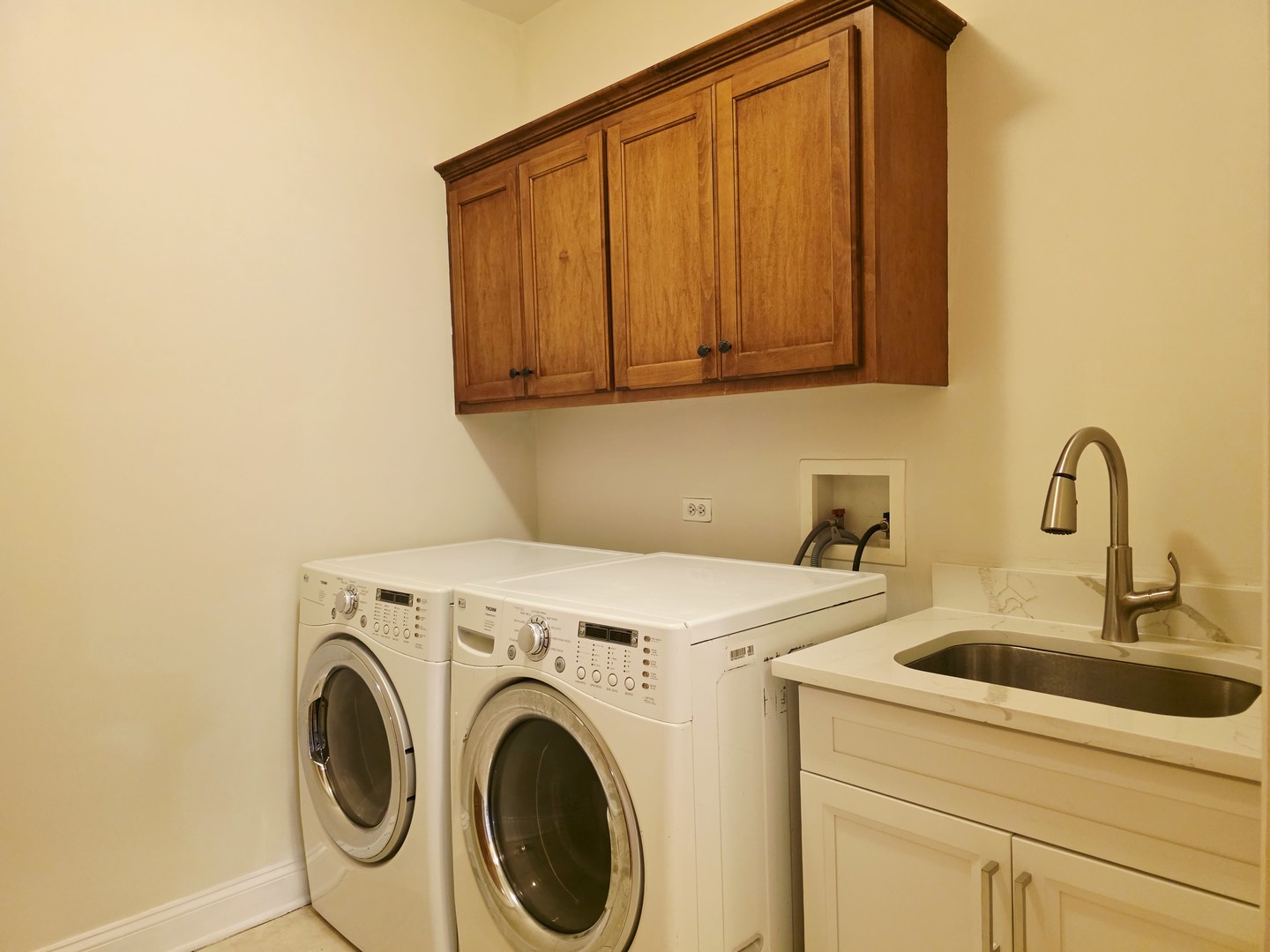 12670112 Property Photo 27