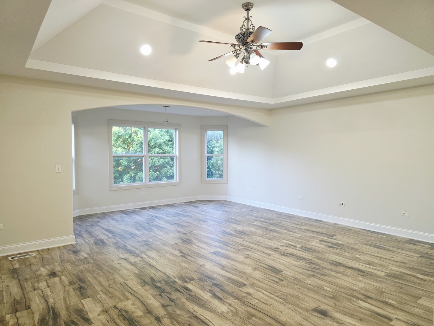 12670112 Property Photo 30