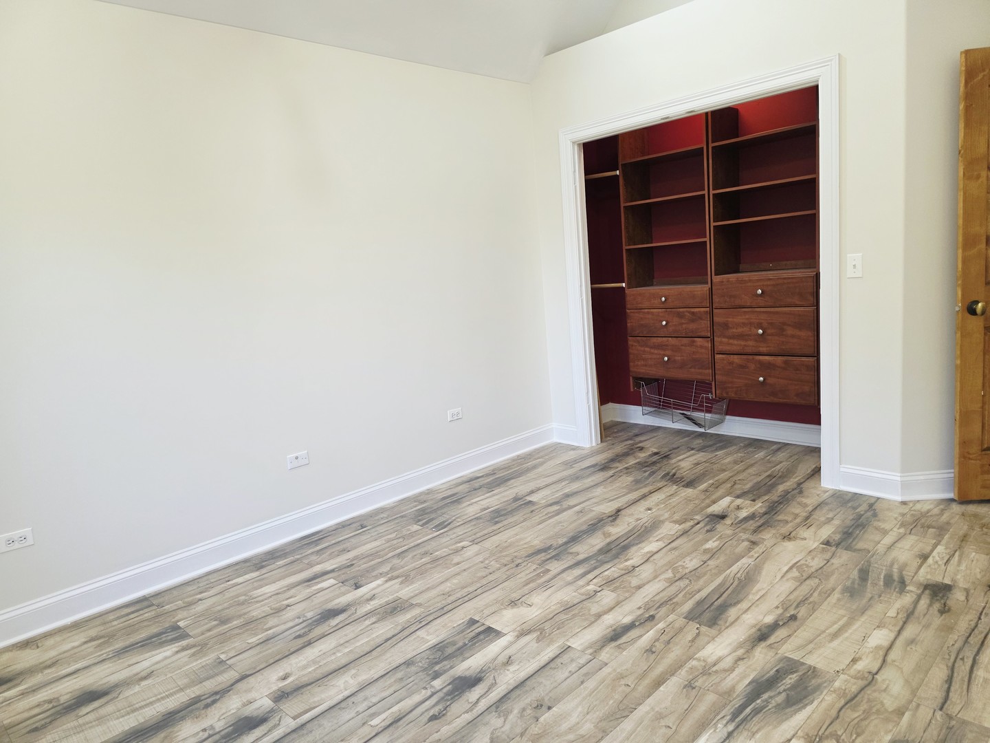 12670112 Property Photo 35