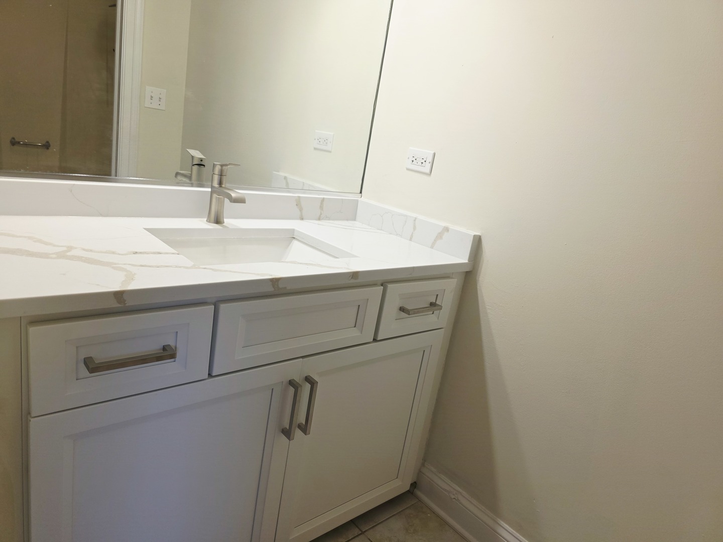 12670112 Property Photo 39