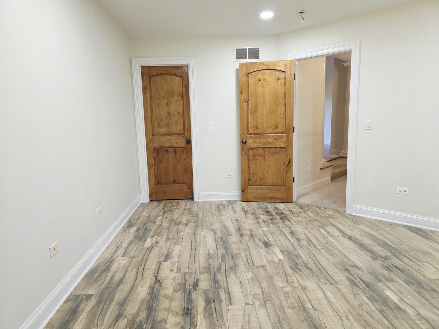 12670112 Property Photo 40
