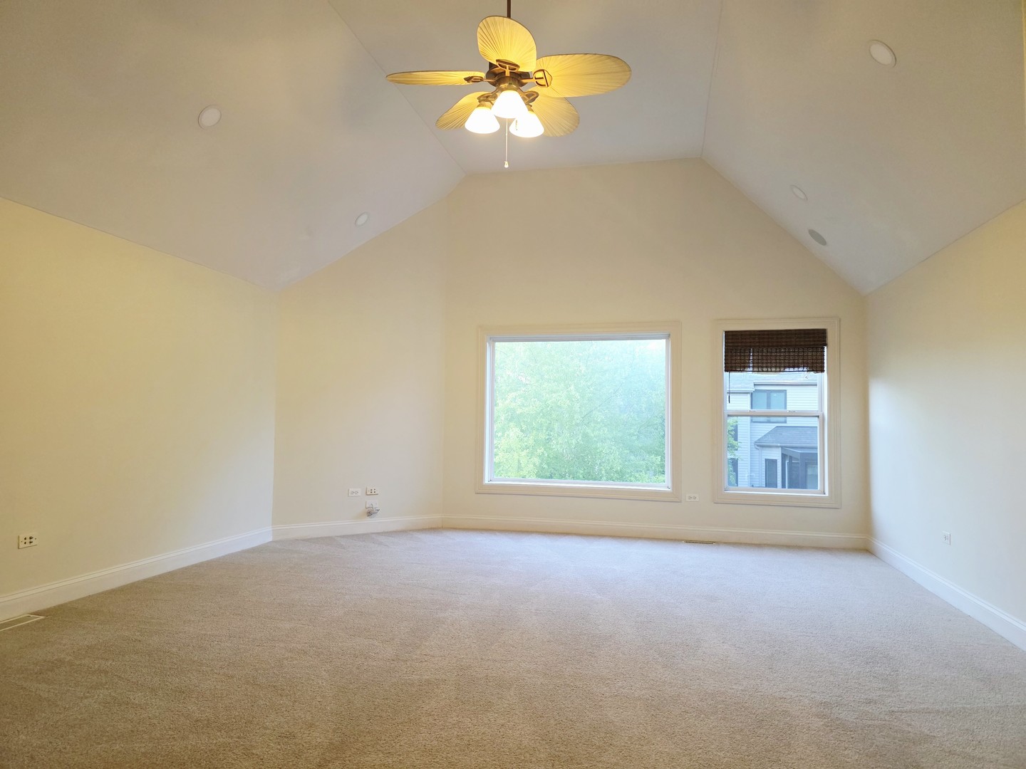 12670112 Property Photo 44
