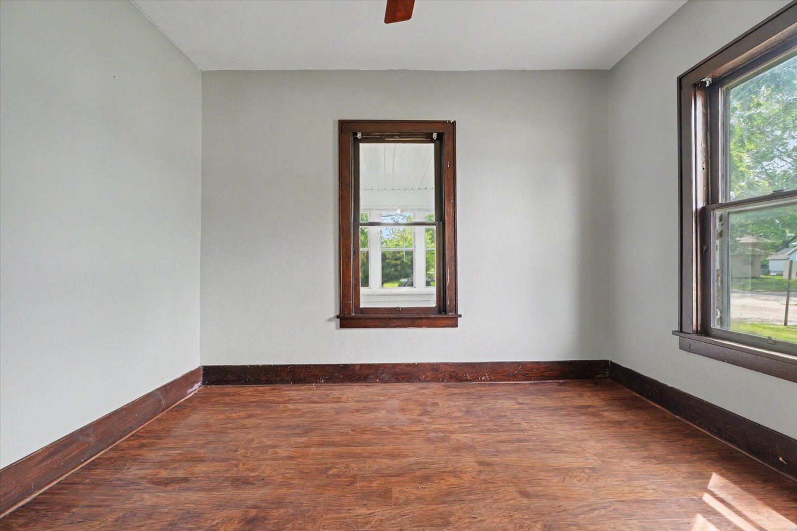 359 W State Street Property Photo 13