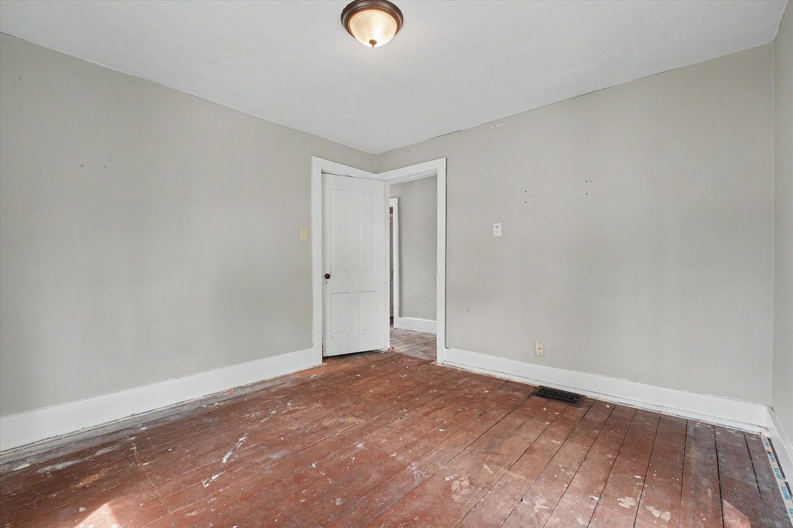 359 W State Street Property Photo 22
