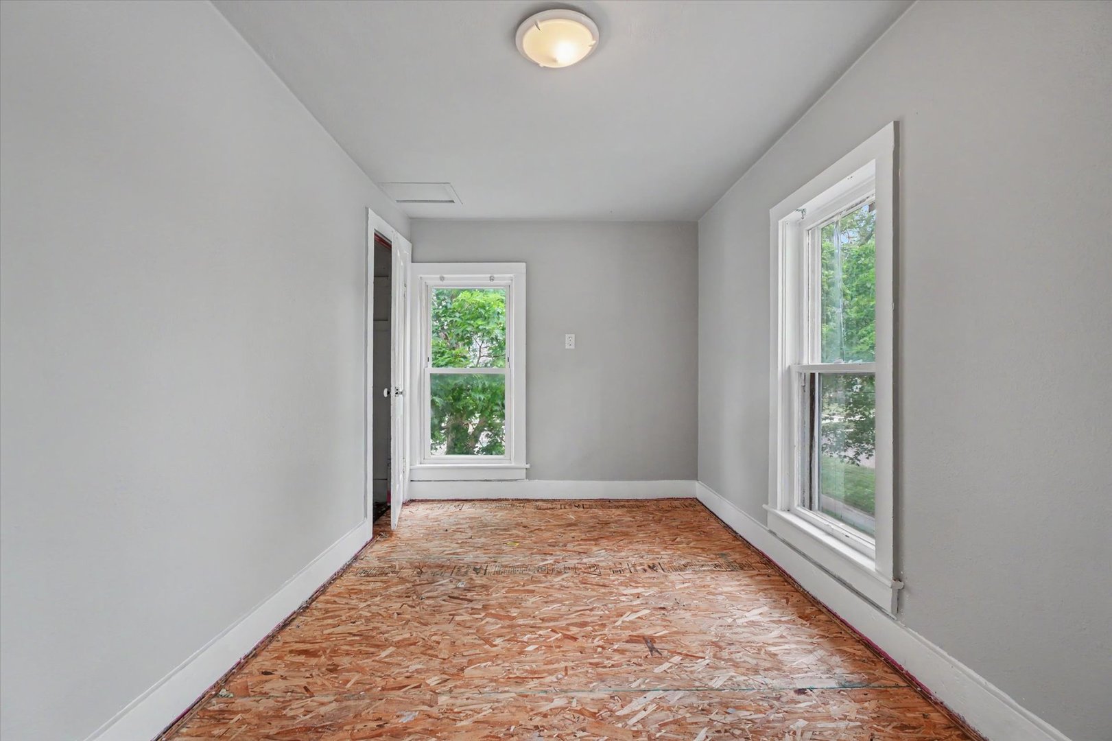 359 W State Street Property Photo 25