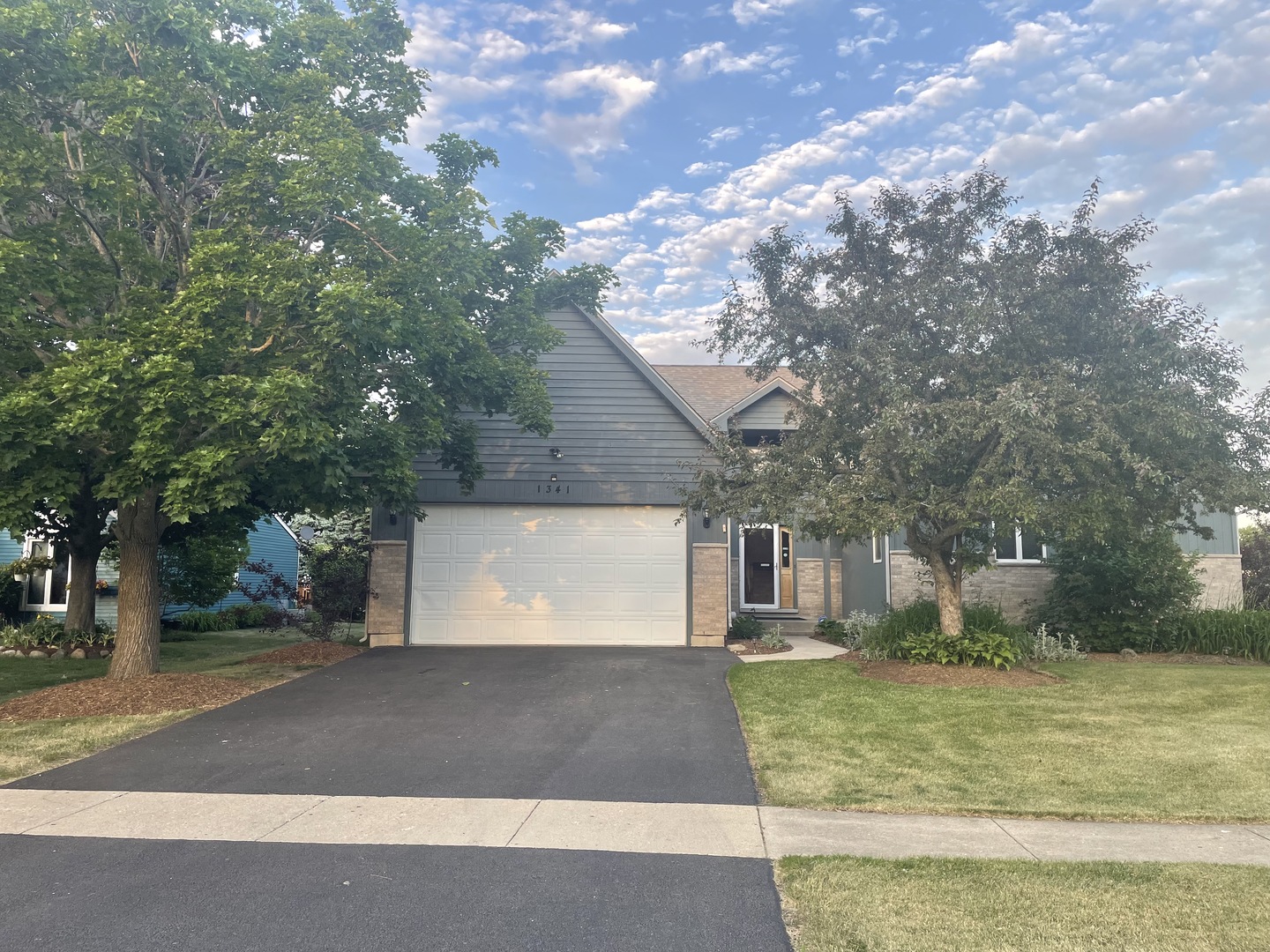 1341 Portage Lane Property Photo 1