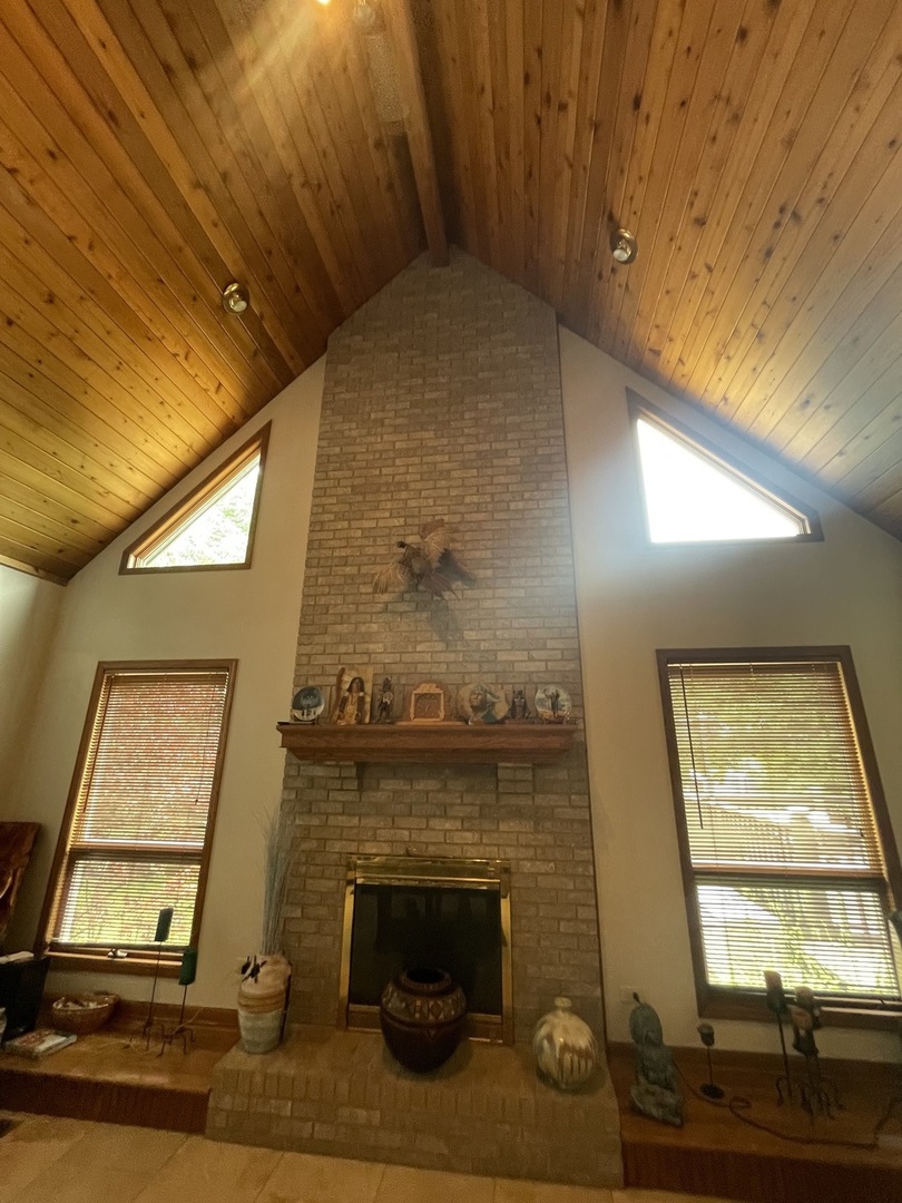 1341 Portage Lane Property Photo 17