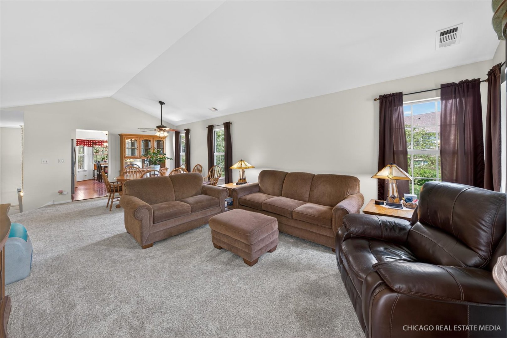 634 Village Road B Property Photo 4
