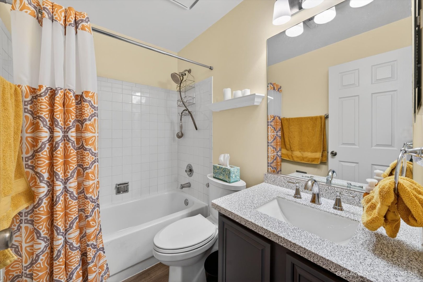 634 Village Road B Property Photo 12