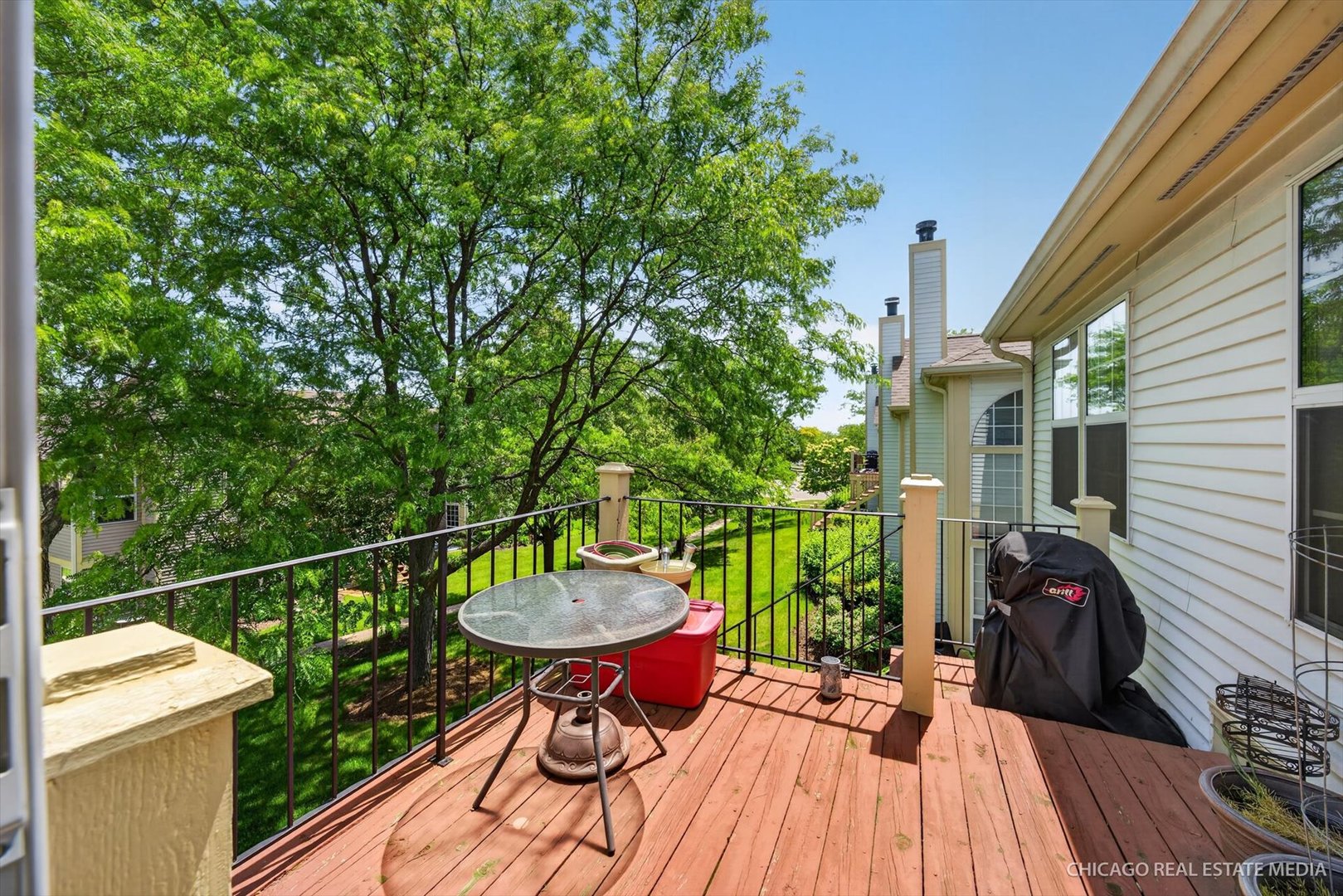 634 Village Road B Property Photo 15