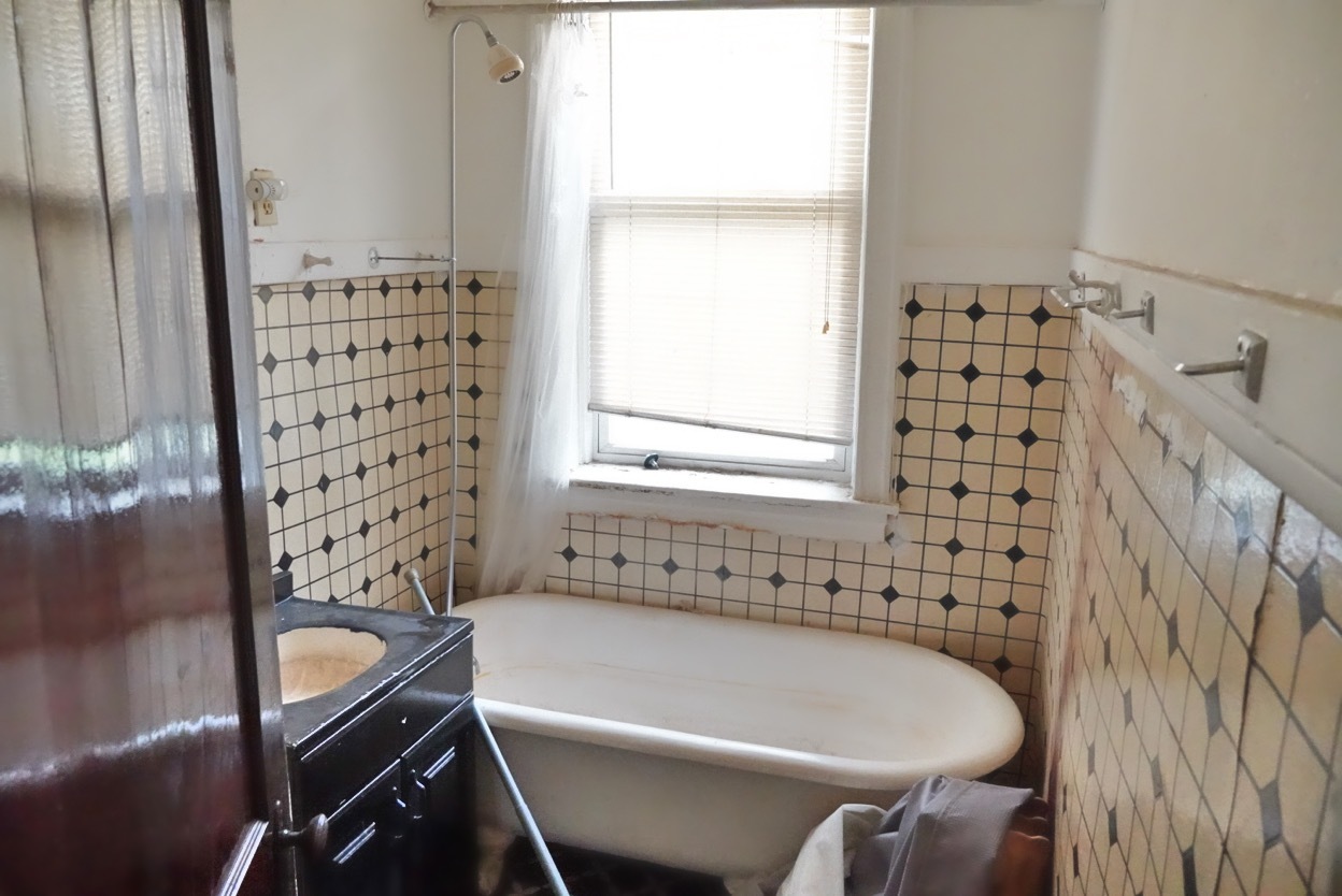 7321 S Stewart Avenue Property Photo 12