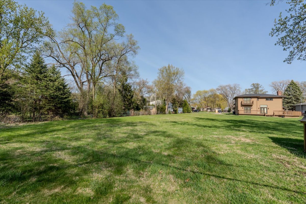 462 S Warren Avenue Property Photo 9