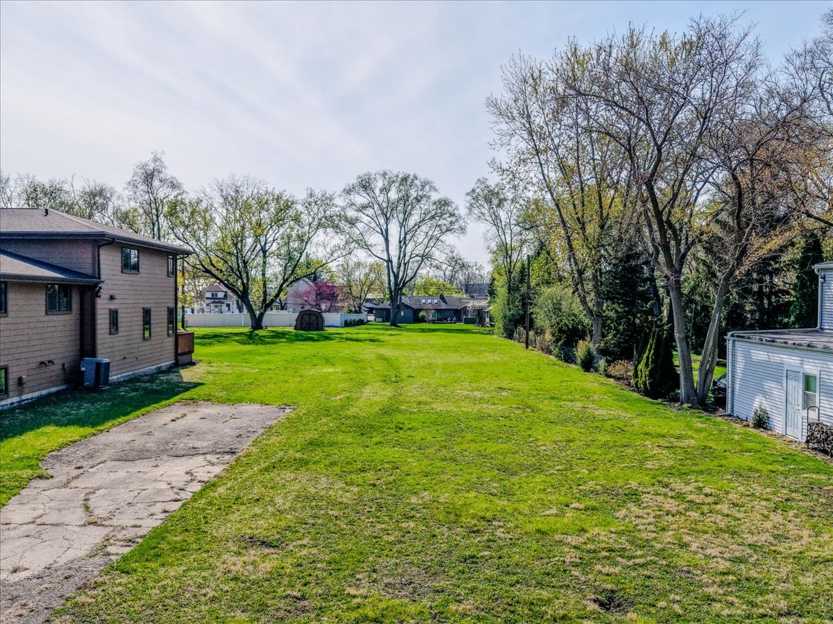 462 S Warren Avenue Property Photo 11