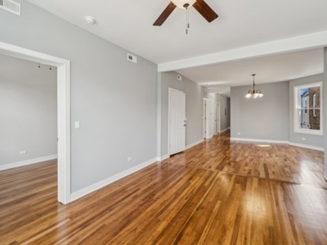 539 N Trumbull Avenue Property Photo 4