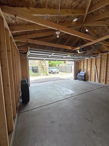 539 N Trumbull Avenue Property Photo 8