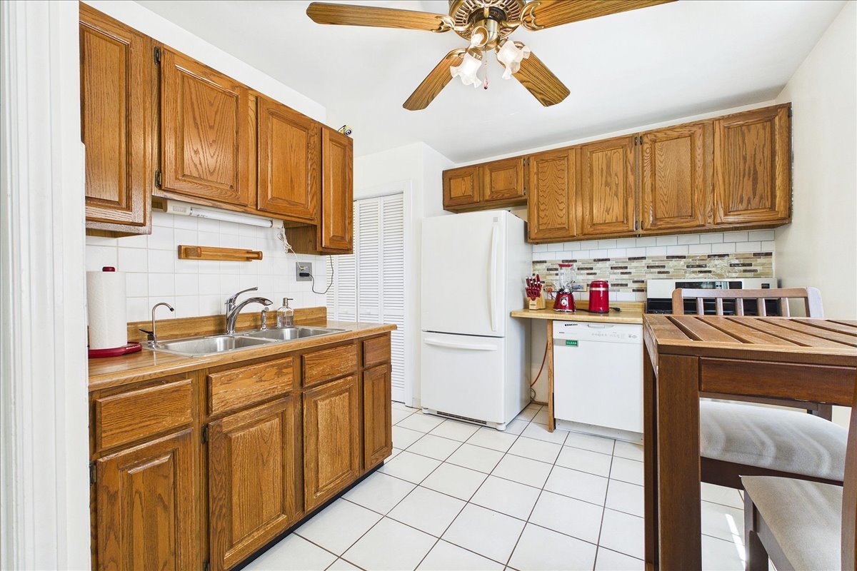 12670241 Property Photo 8