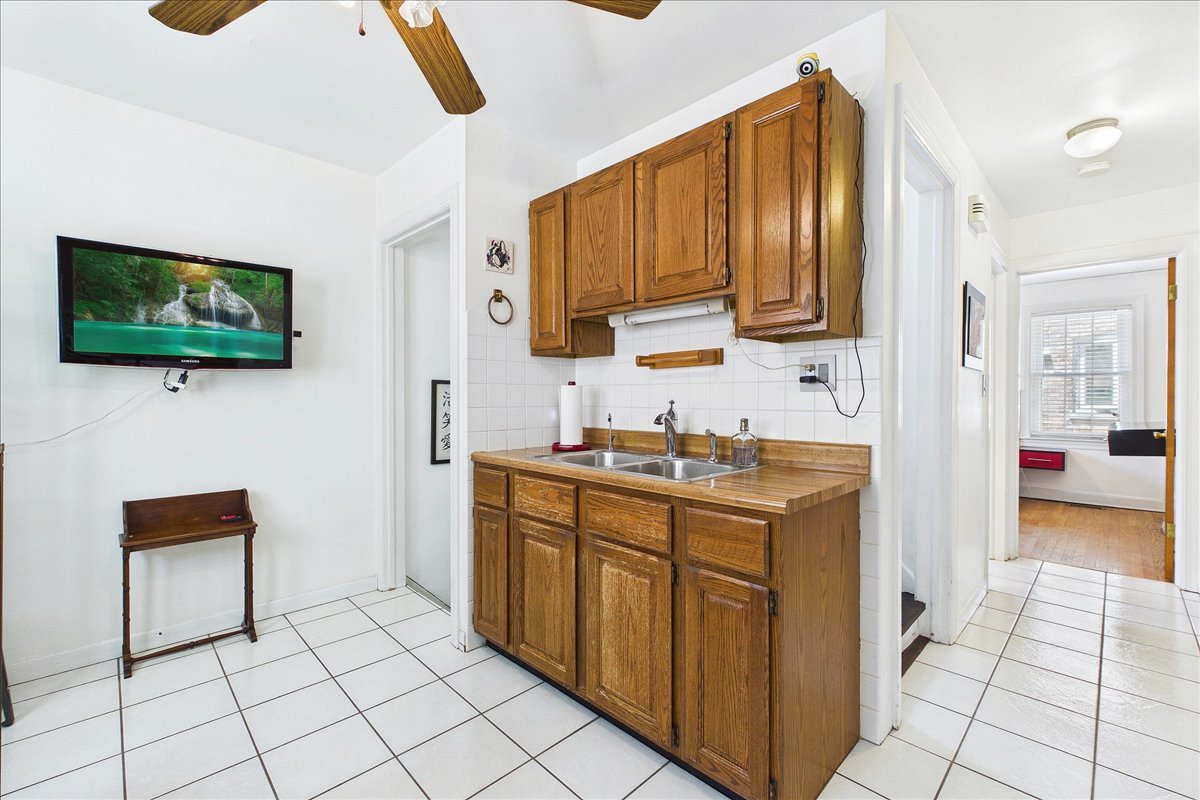 12670241 Property Photo 11