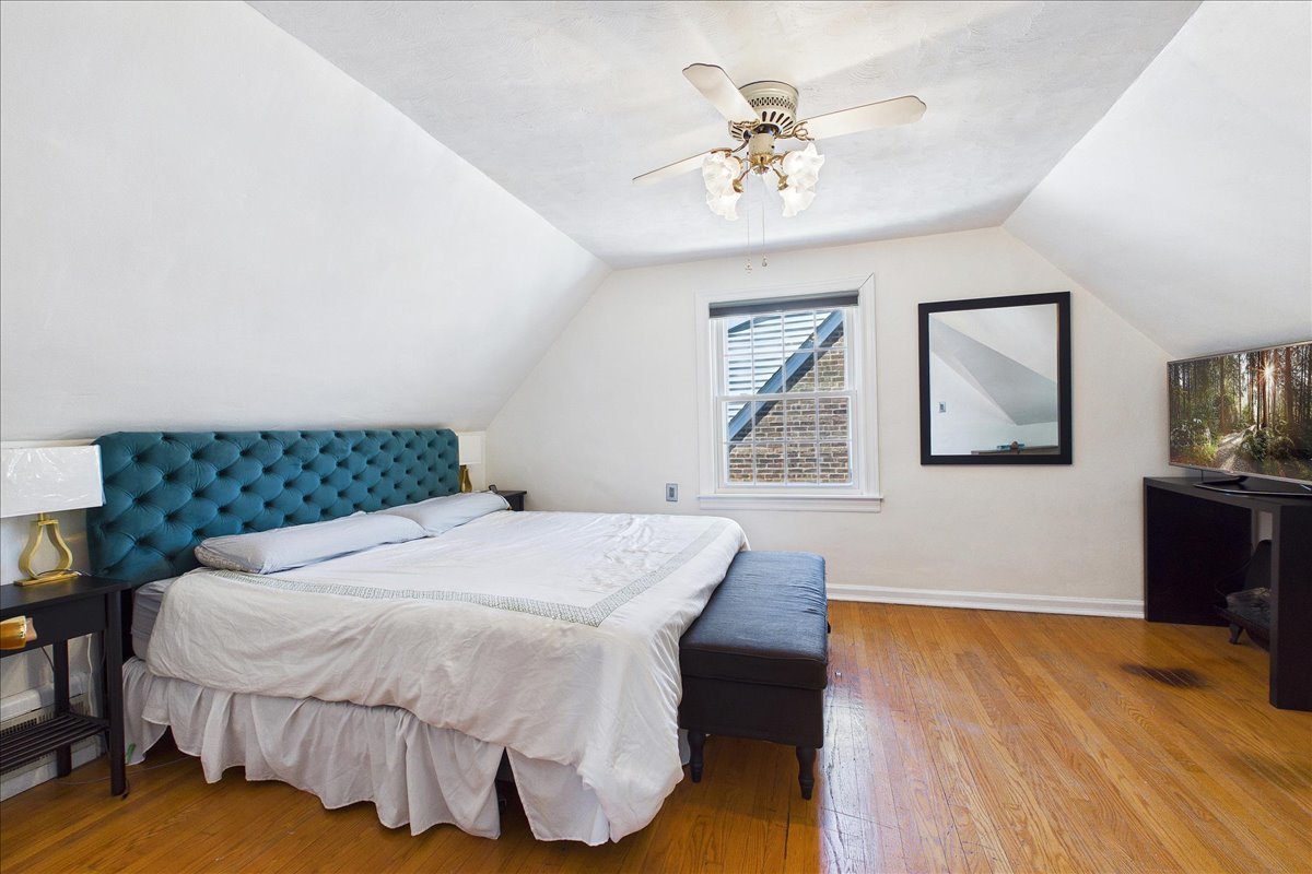 12670241 Property Photo 13
