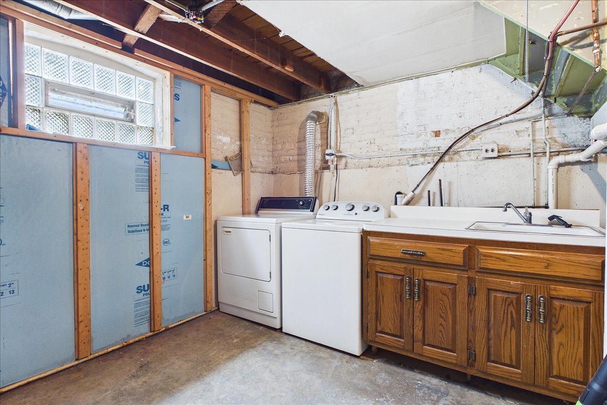 12670241 Property Photo 18