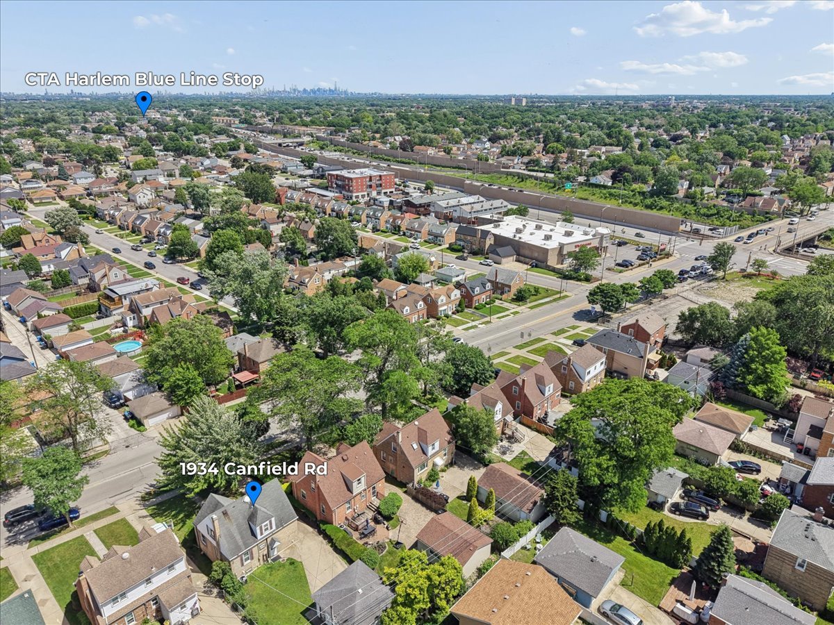 12670241 Property Photo 24