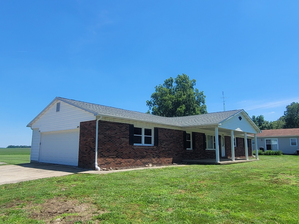 210 Brockett Street Property Photo 7
