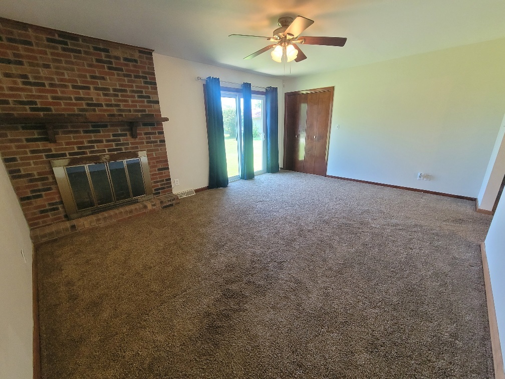 210 Brockett Street Property Photo 23
