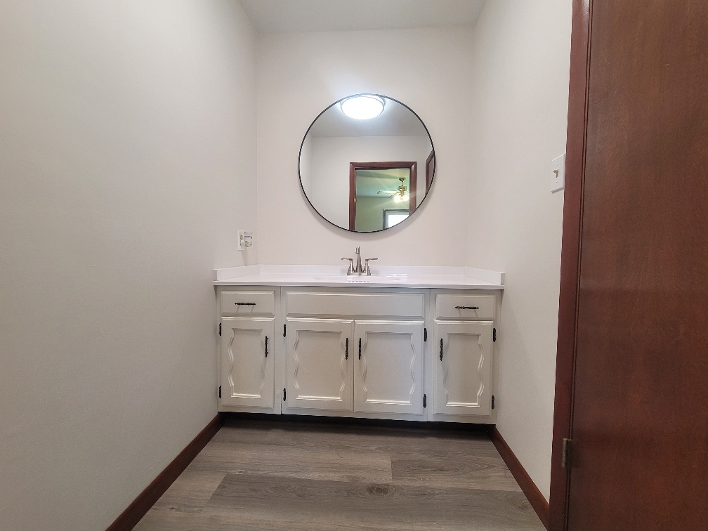210 Brockett Street Property Photo 31