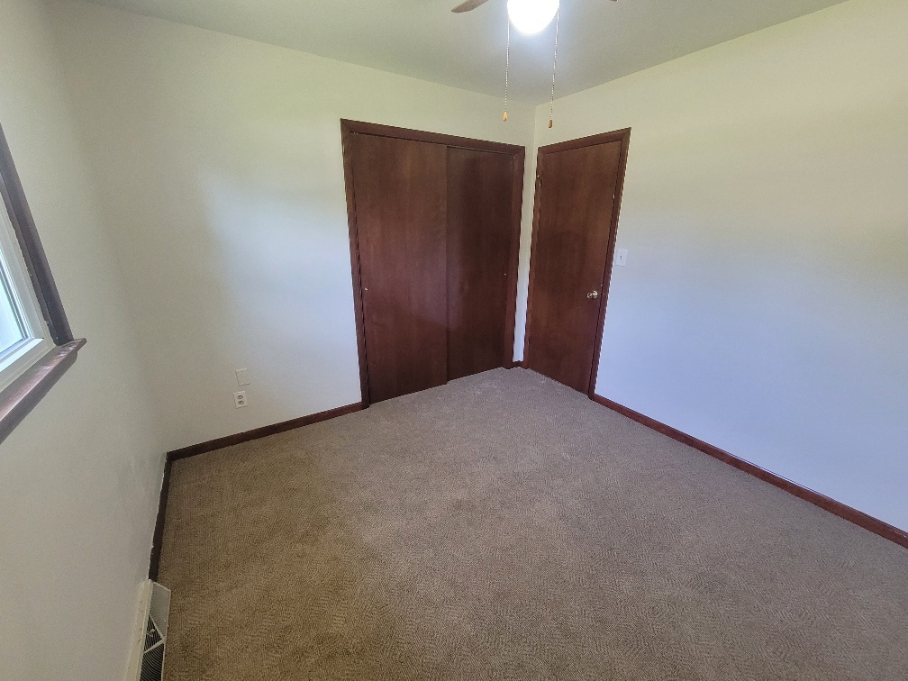 210 Brockett Street Property Photo 35