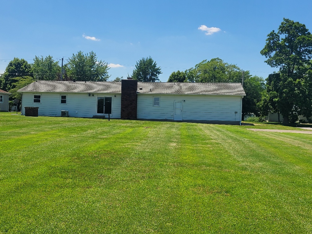 210 Brockett Street Property Photo 43