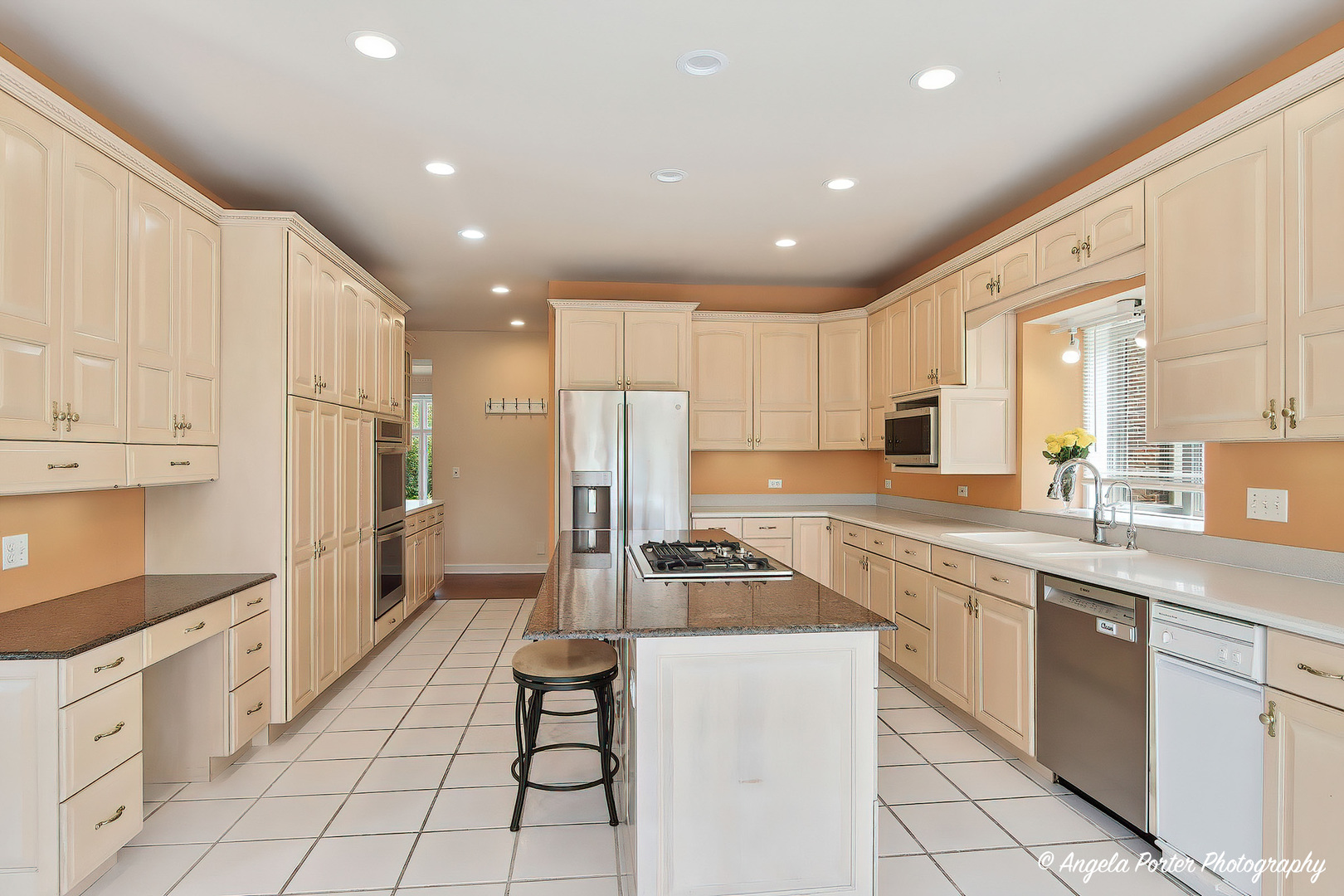 10711 Bull Valley Drive Property Photo 16