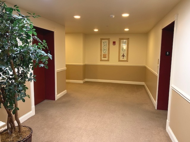 1 Itasca Place 403 Property Photo 4