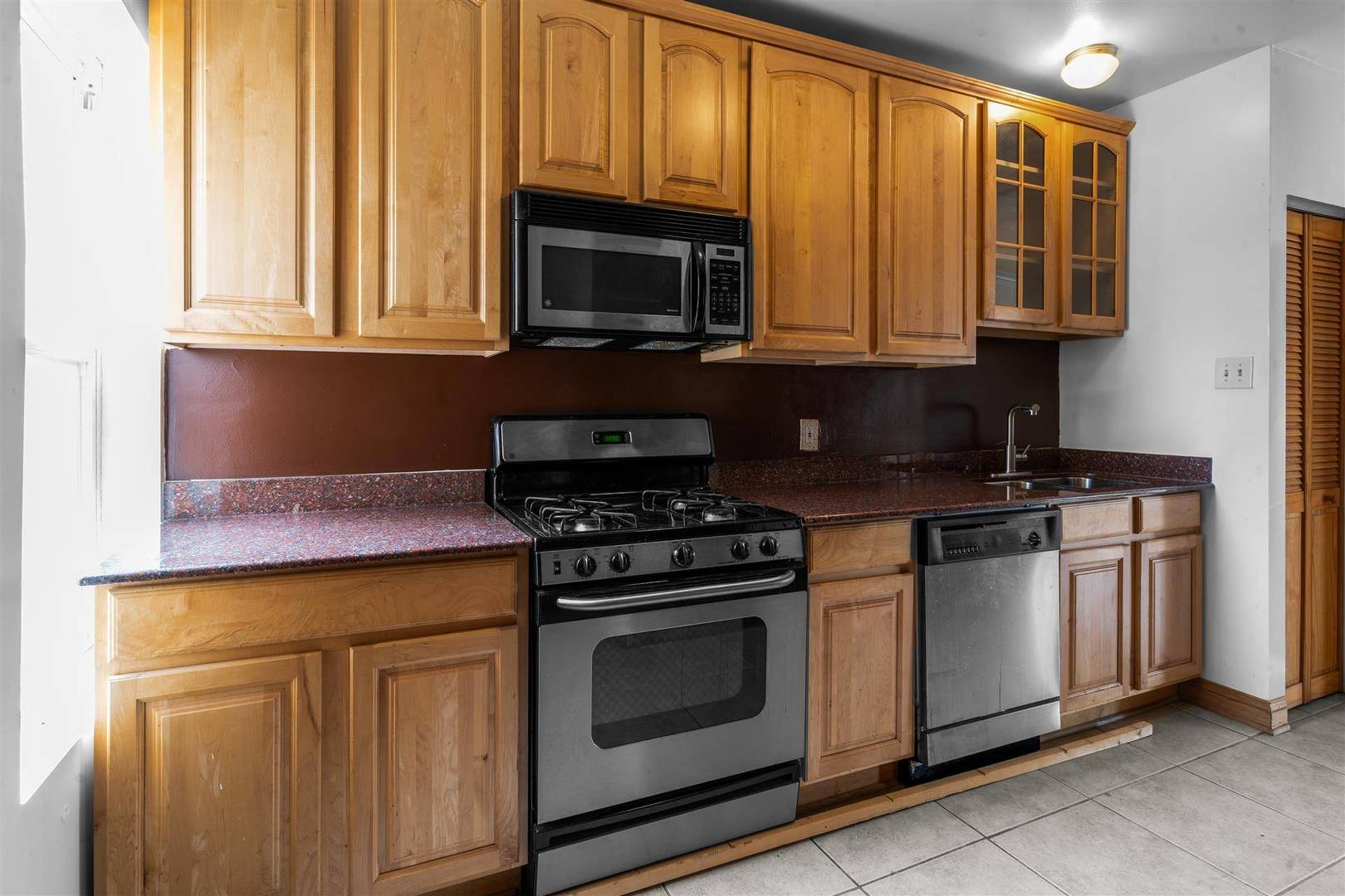 5321 S Michigan Avenue 3 Property Photo 10