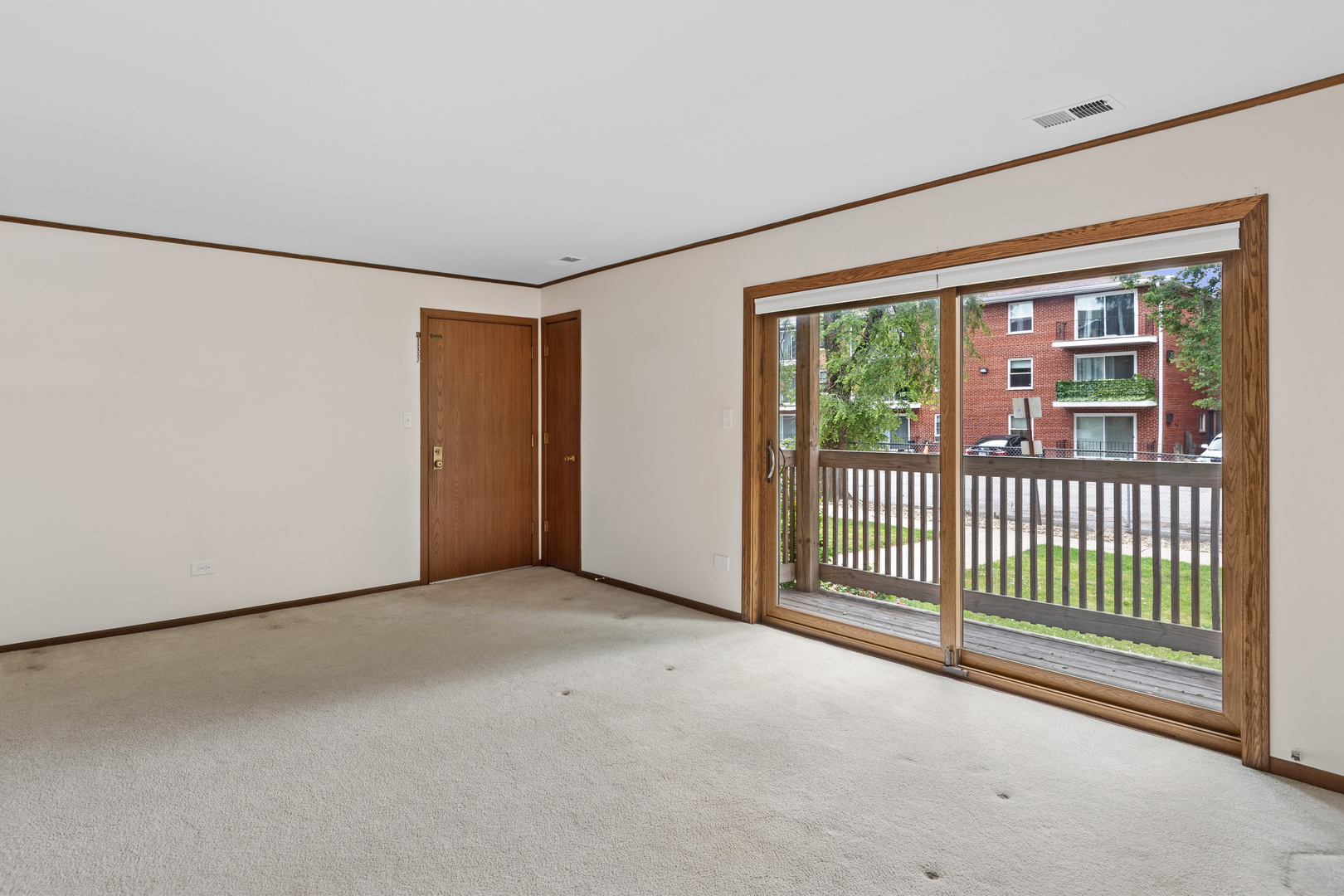 9654 Nottingham Avenue 1a Property Photo 2