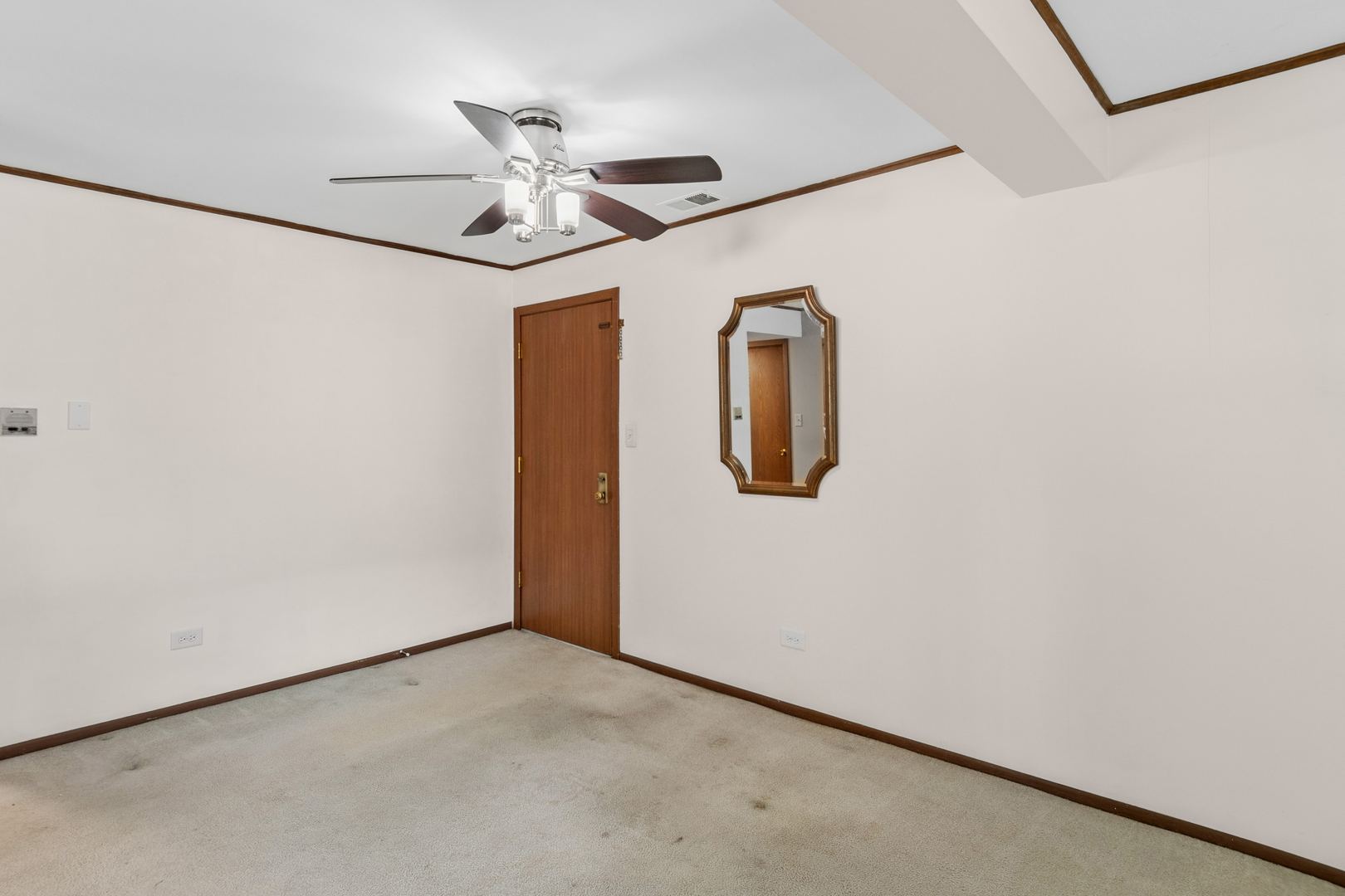 9654 Nottingham Avenue 1a Property Photo 7