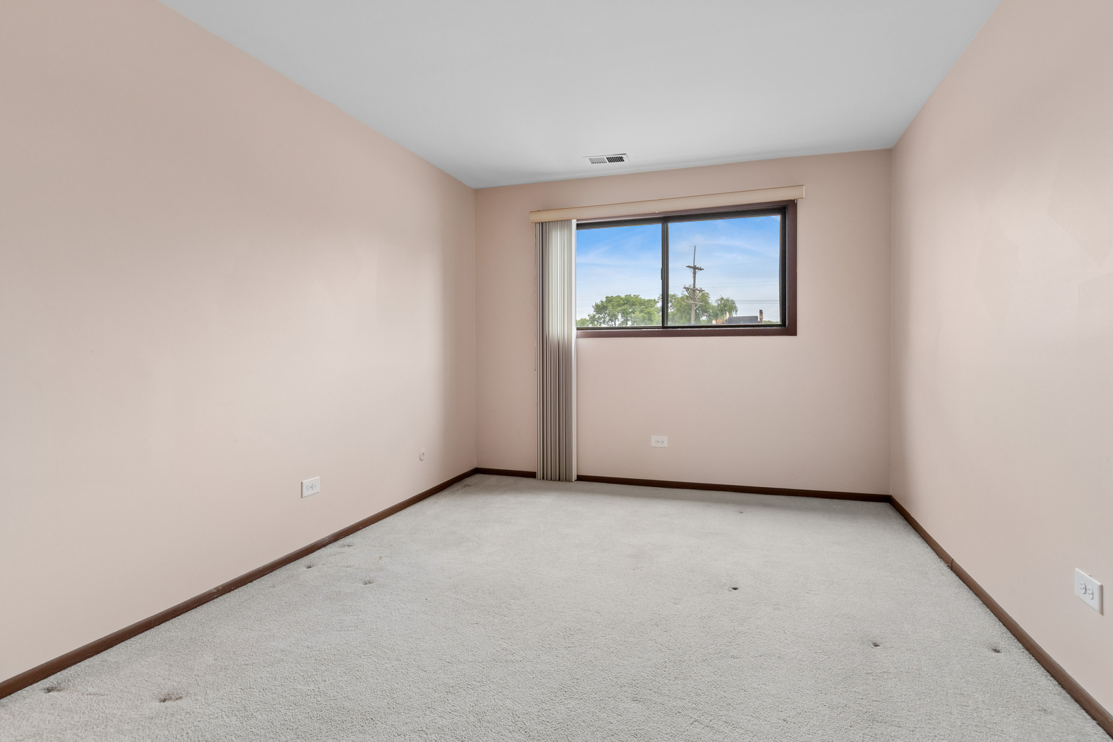 9654 Nottingham Avenue 1a Property Photo 14