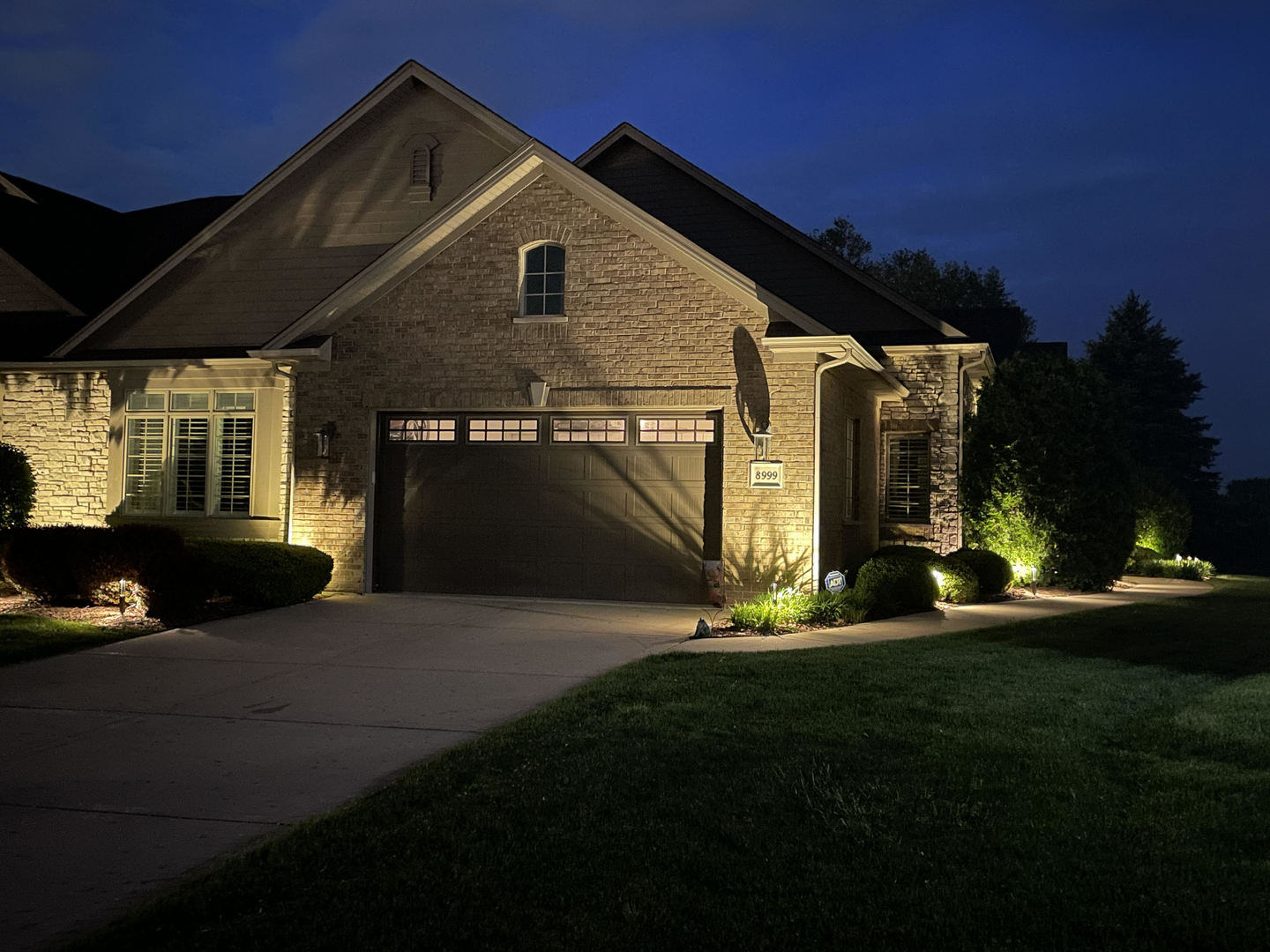 8999 Holland Harbor Circle Property Photo 46