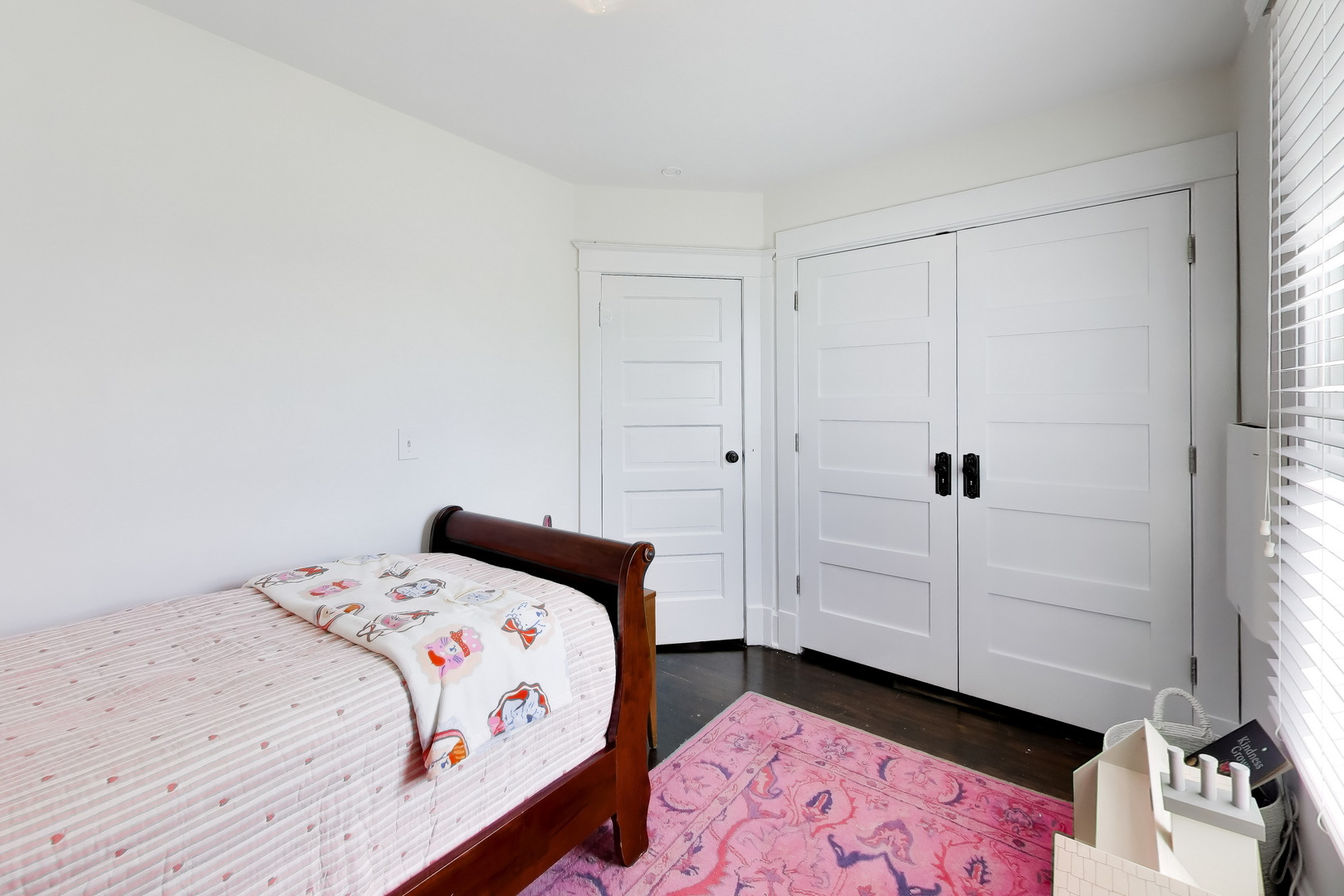 631 S Hale Street Property Photo 28