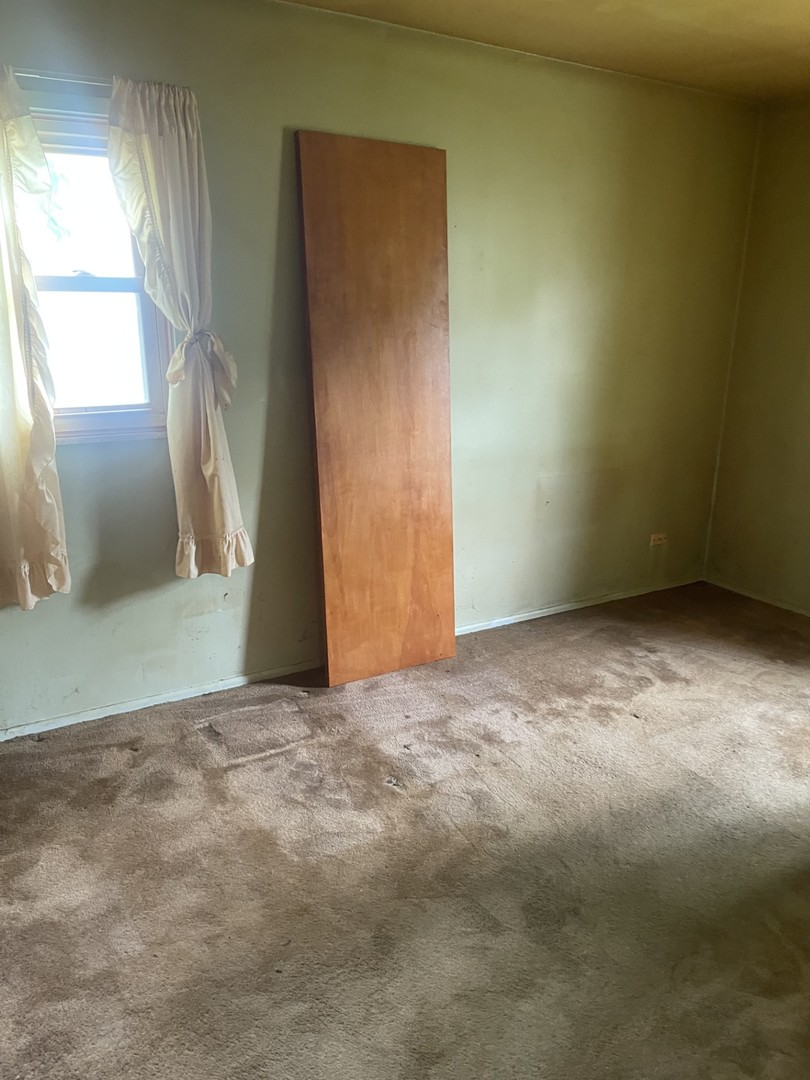 400 E Altgeld Avenue Property Photo 5