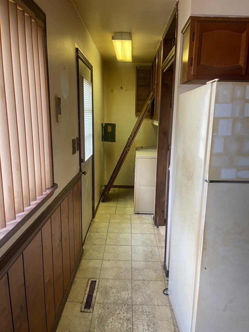 400 E Altgeld Avenue Property Photo 7