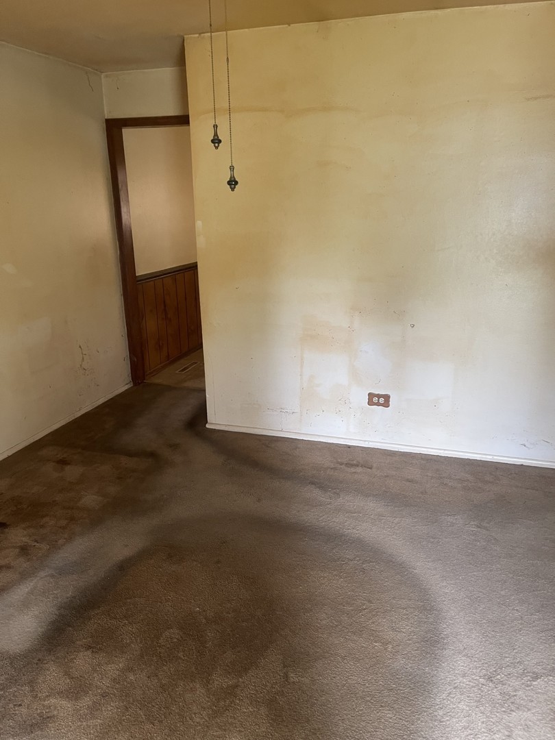 400 E Altgeld Avenue Property Photo 12