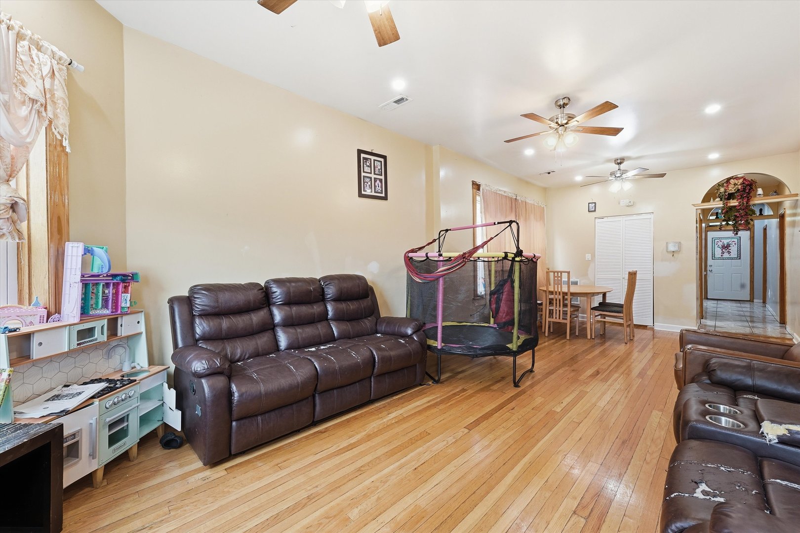 5106 W Fulton Street Property Photo 10