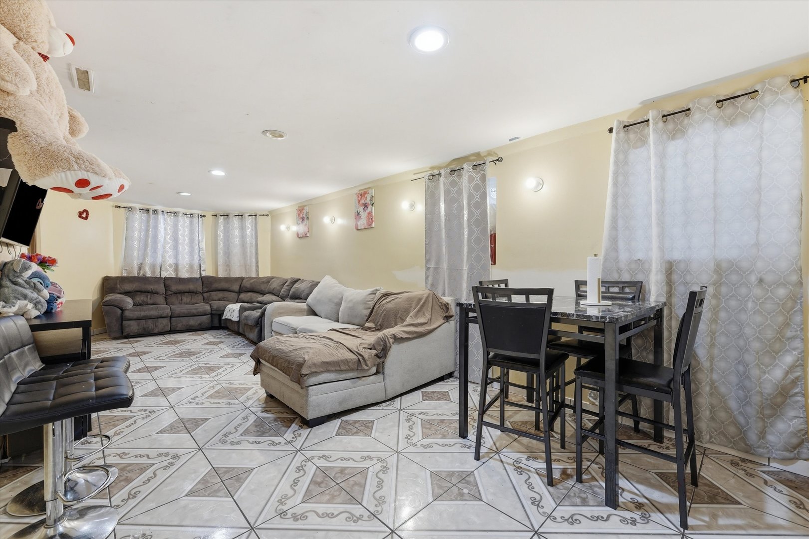 5106 W Fulton Street Property Photo 18