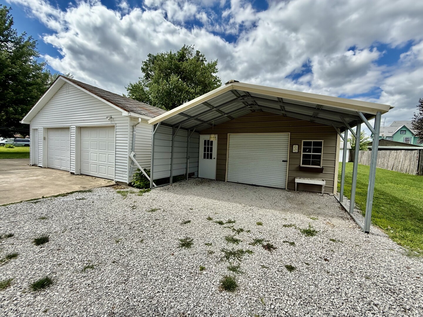 302 South Street Property Photo 6