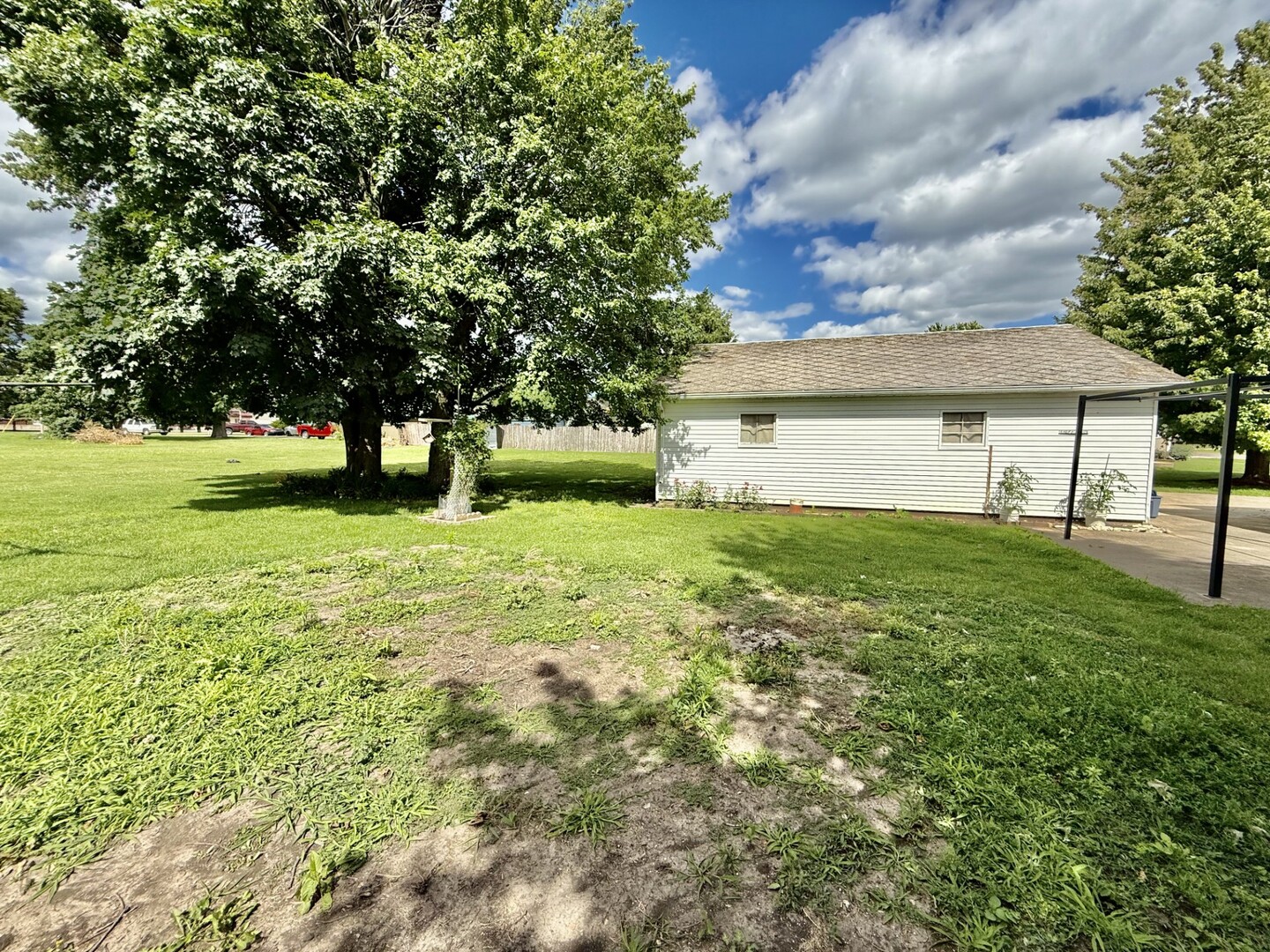 302 South Street Property Photo 10