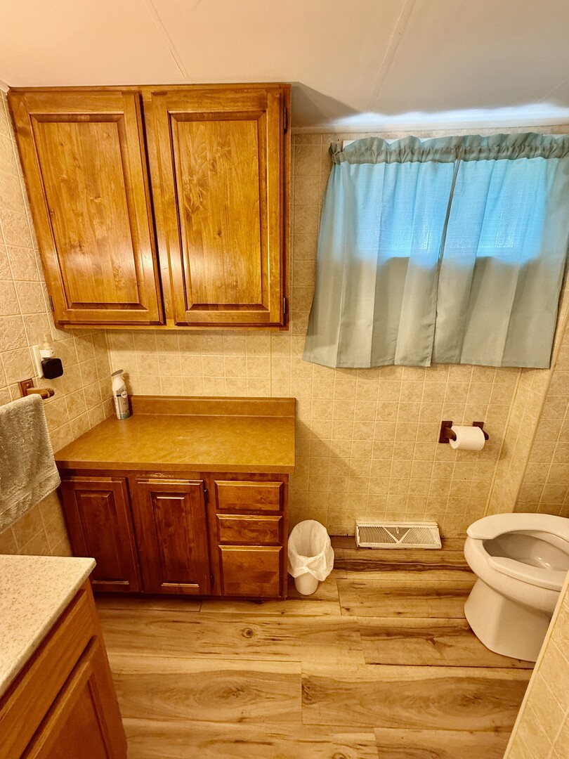 302 South Street Property Photo 23