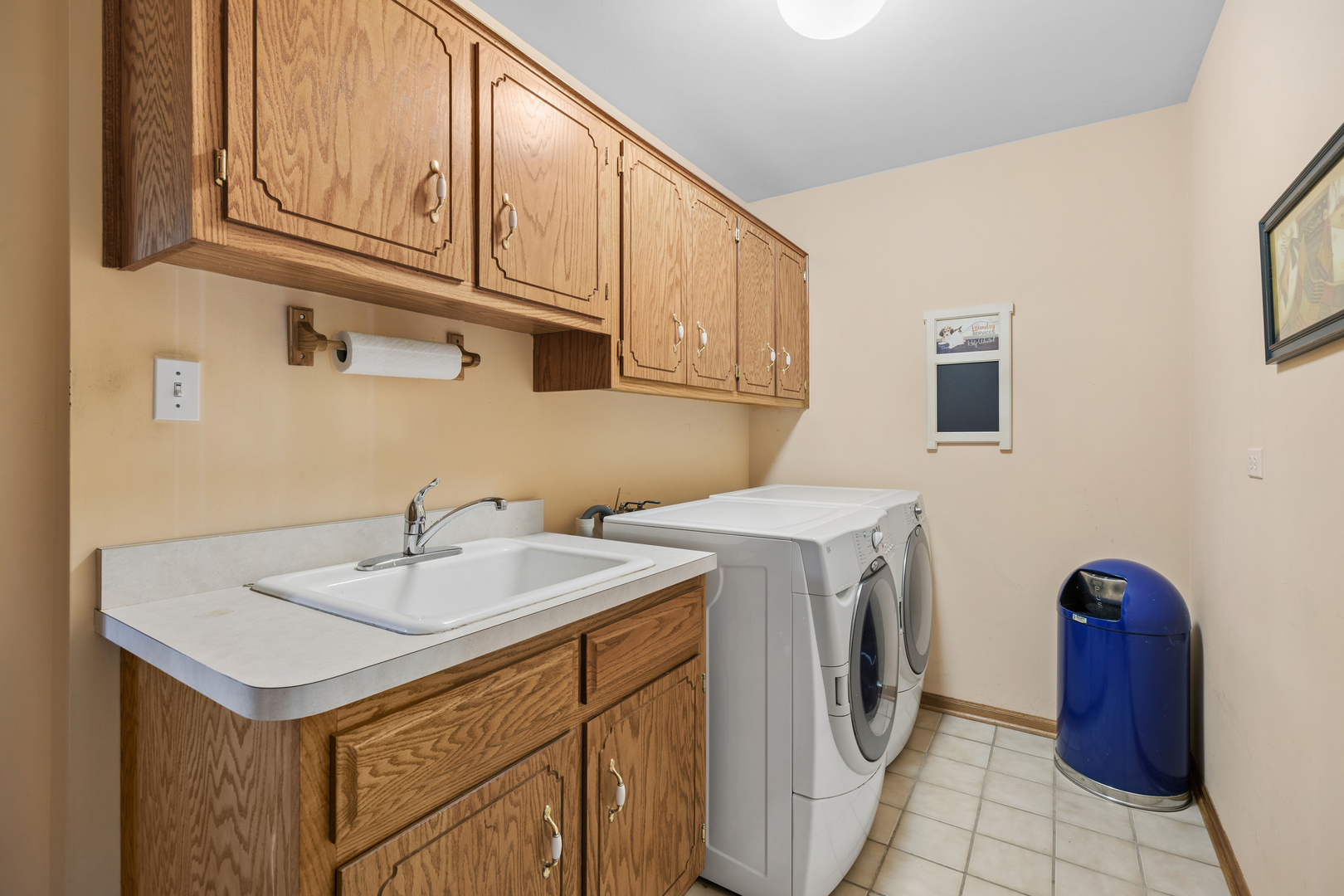 17119 Dooneen Avenue Property Photo 11