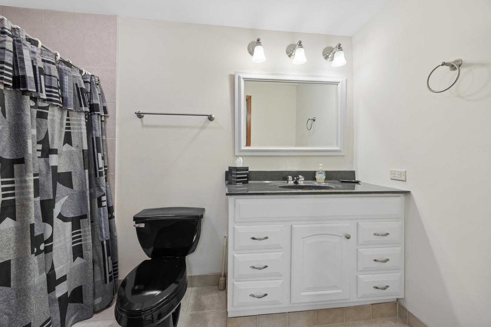17119 Dooneen Avenue Property Photo 20