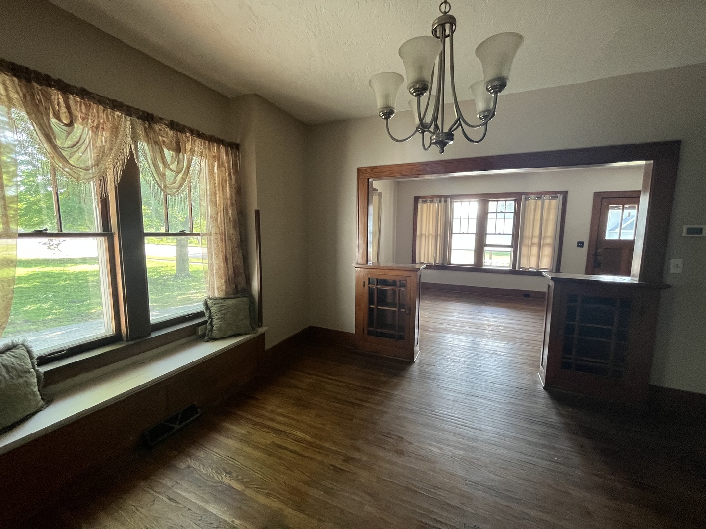 208 S Peoria Street Property Photo 11